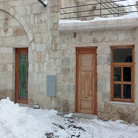 Junior Ottoman Cave Bed & Breakfast Юргюп Екстериор снимка